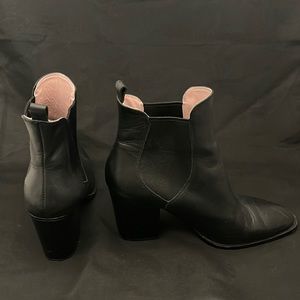 Zara heeled bootie